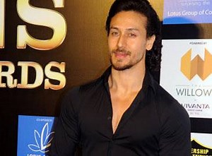 Entering 100 crore club is Tiger Shroff's New Year resolution! | The Times of India