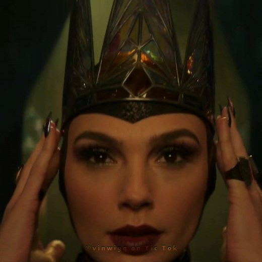 Disney Snow White Live Action Trailer: Rachel Zegler & Gal Gadot Star!