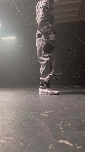 Flippin’ into a new week! 🔁 #fyp #loop #jabbawockeez