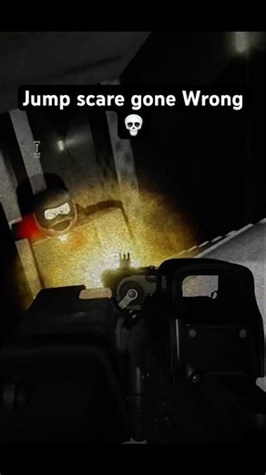 Jump scare gone WRONG💀 #roblox #robloxfps #robloxedit #bodycam