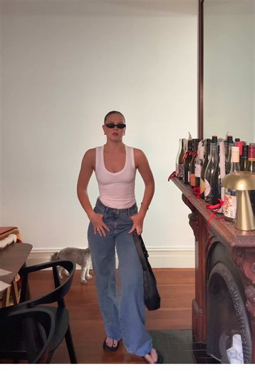 First (boring) fit check of the year !!! Been a bit MIA but I’m back xx (not that anyone cares)