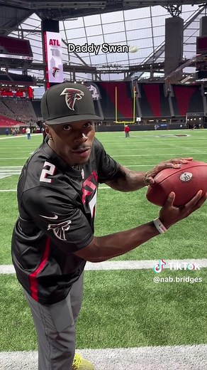 Noah Bridges Girlfriend Rizz Comparison