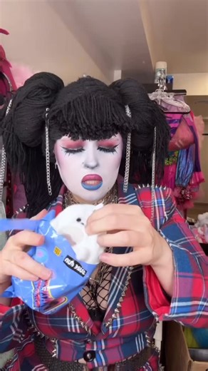 Sweet Pickles on Instagram: "unboxing the maymei crazy circus collection from @popboxssofficial ❤️💙 check them out & use code “pickles” for $$ off!! #blindbox #unboxing #popmart #popbox"