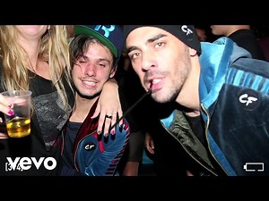 Bloqué - Casseurs Flowters clip à découvrir sur TrackMusik