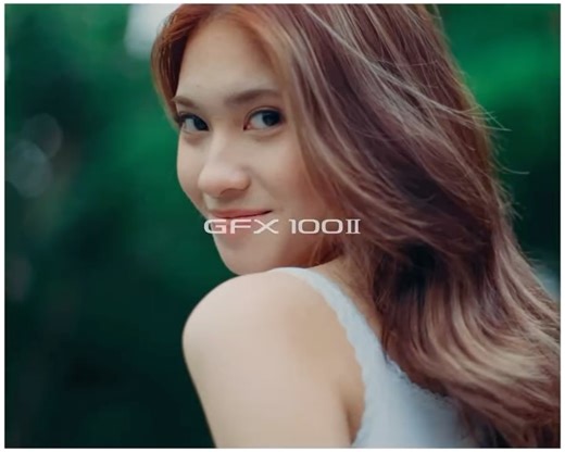 Yonathan Tefa on Instagram: "Sehabis hujan ☔️ #gfx100ⅱ @fujifilm_id @fujiguysid.yogyakarta @agoeng_tosol @ailsaalanaa @sahitefirdaus"