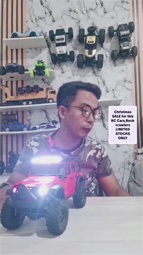 HB R1601-09 Full Scale 4WD Remote Control Off-Road Car