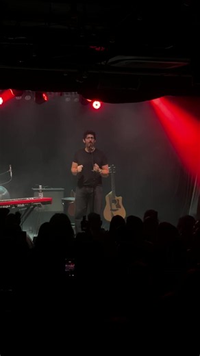 Tour dates coming next week! 🎥 @thattdanny #johnsplithoff #livemusic #singtoyou #vocals #fanmoments