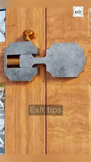 Ingenious Spring-Loaded Gate Lock #DIYHacks#GateLock#HomeSecurity