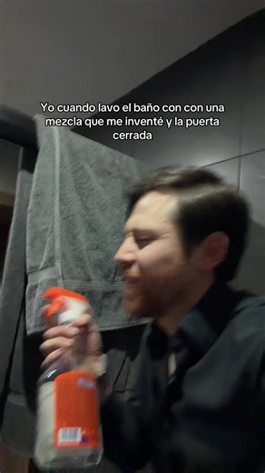 Mezclas Creativas para Limpiar el Baño