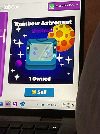I GOT THE RAINBOW ASTRONAUT IN BLOOKET!!!!