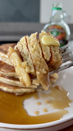 Classic American Pancakes Recipe with Plain Flour and Baking Powder