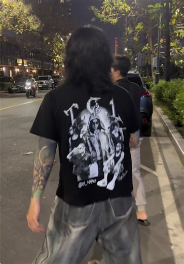 Có thể là dí t tới chet