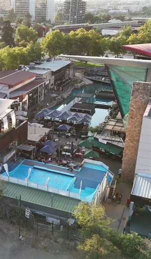 Pro flowboarders Ola Santiago Mall Sport Santiago FlowRider Flowboarding Championship Contest 2024