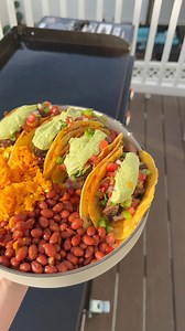 Carne asada tacos on the blackstone 😍🌮 #tacos #dinner #blackstone #grill #dinnerideas | Cookin With Megg
