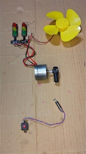 Powering A DC Fan Motor & Two Traffic Light With Mini Gear Box Coreless Motor #dcmotor #tech #shorts