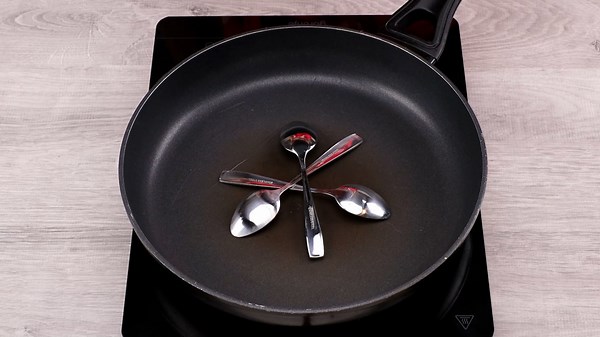 Master Simple Kitchen Tricks Effortlessly