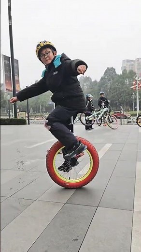 Teaching how to get on a unicycle When practicing the skill of getting on a human-powered unicyc