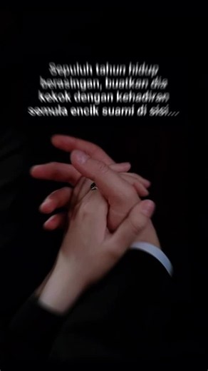 Cerita Pendek Melayu: Dialog Mesra Karl dan Izara