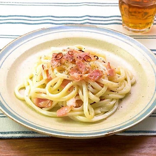 ささっと作れる！ うどんペペロンチーノのレシピ動画・作り方 | デリッシュキッチン