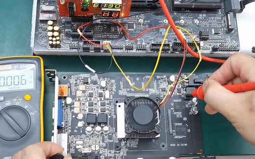 10分钟秒杀一块七彩虹GT730显卡，内存无电压更换一颗小MOS管搞定