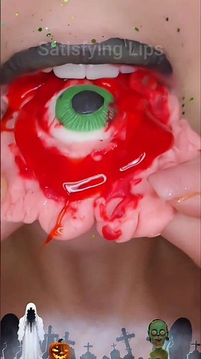 ASMR Satisfying Eating Creepy Halloween Eyeball 🩸 #emojichallenge #halloween #TeamMotso