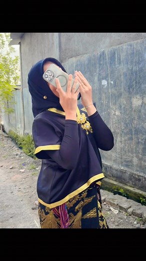 49K views · 361 reactions | Bedait dait Dea Lipa Rias Pengantin殺羅 @sorotan #fypreels #fyp #reels #sorotan | Anggun Andriani | Facebook