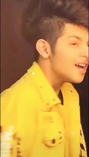 pyar me bewafa bn toh na jaoge#expression #trending #hearttouching #tiktok #foryou #tiktokindia