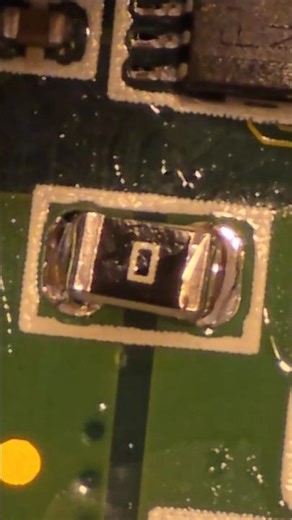 SMD Resistor Replacement Like a Pro 🔍⚡ Precision Soldering in Action!