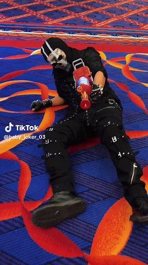 Anyone? Revive pls? I literally have the Ray Gun #callofduty #codzombiesmemes #callofdutyzombies #zombies #ghost #ghostcosplay #ghostcod #mask #raygun #115 #callofdutywarzone #cod #fortnite #gaming #gamercon #cosplay #videogames #gamer #fyp #foryoupage #fypシ