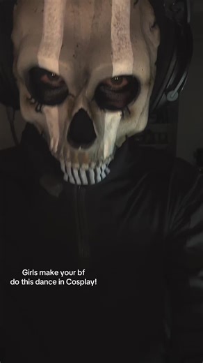 Cosplay Dance Challenge for Couples