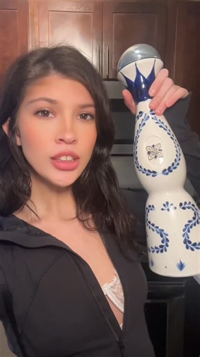 olivia blakley | Do you see Azul?? | Instagram