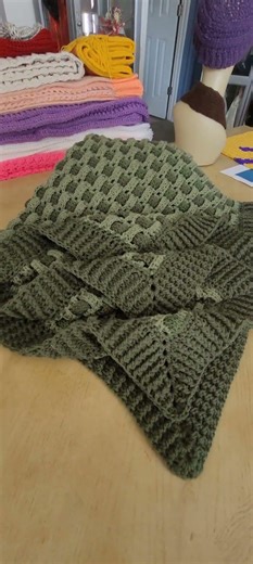 Woven Crochet Throw ...free video pattern. #crochet #crochetpattern