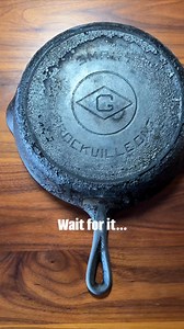 1940s Smart cast iron skillet. Vintage restoration magic! #diy #restore #castiron | Cast That Iron