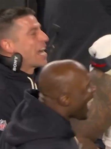 Houston Texans Aim for NFL Playoff Victory