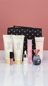 Cabe TUDO e mais um bocadinho ​🎒​​✨​ ​​O nosso rollerbag Mary Kay é o verdadeiro truque para teres sempre tudo à mão, onde quer que vás ​💄​​💼​ ​​ ​​​✔️​ Organizado ​​​✔️​ Prático ​​​✔️​ Espaçoso (mesmo MUITO!) ​​ ​​Desde skincare a maquilhagem e até aquele batom extra “só por precaução”, tudo no seu lugar, sem stress! ​🙌​ ​​ ​​​💬​ Já tens o teu? Ou és daquelas que ainda anda com 3 malas diferentes? ​😅​ ​​ ​​#MaryKayPortugal #RollerbagMK #ConsultoraMaryKay #OrganizaçãoComEstilo #BelezaQueAc