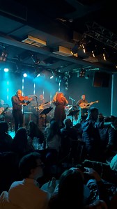 Sofia Kourtidou Δευτέρα 29 Δεκεμβρίου Σταυρός του Νότου Plus Είστε έτοιμοι για ένα live που θα σας ταξιδέψει σε όλά τα στάδια του έρωτα; Η Σοφία Κουρτίδου ανεβαίνει στη σκηνή και μας τα λέει όλα με τραγούδια για κάθε φάση: από την πρώτη ματιά, τη σπίθα και το κόλλημα , μέχρι την τρέλα της αγάπης, την προδοσία, τον χωρισμό και ό,τι άλλο μπορεί να σου συμβεί όταν ερωτεύεσαι! Θα ακούσουμε νέα κομμάτια, αλλά και διαχρονικά που μας έχουν συνοδεύσει σε όλα τα παραπάνω, και όλα αυτά με ένα ζεστό χριστο