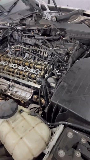 Rocker cover leaking bmw 2012