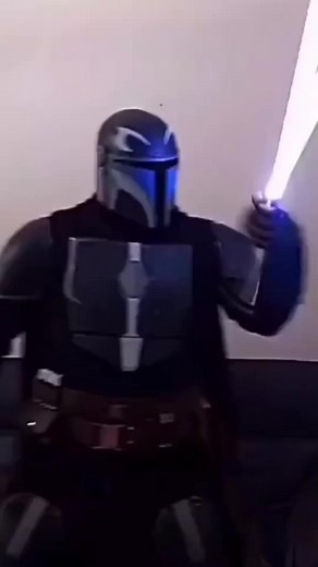 Mandalorian Costume Showcase: Details and Features