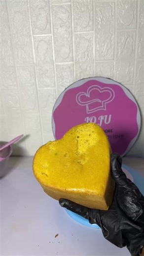 Need cake in Akure? Kindly send us a Dm to order my loves🥹#akurebaker #bakersoftiktok #fyp #fyppppppppppppppppppppppp #goviral