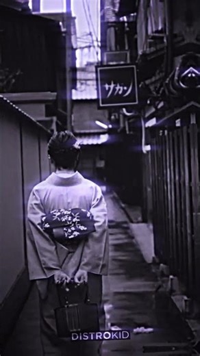 I knew it from the first hello. Something I should never know.#kawaiidanger #可愛いのに危険 #velvetbluemoon