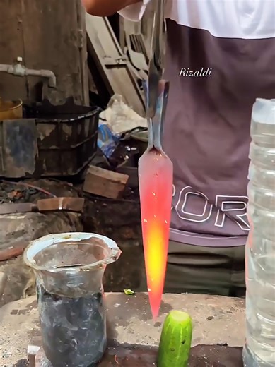 Blacksmith technique shaping tools 🔨🛠️🔥 #craftmanship #forging #blacksmith #metalwork #metalart