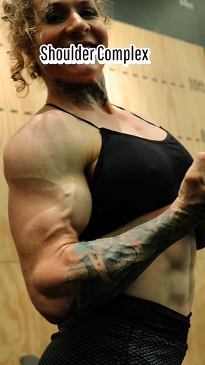 Bodybuilding shoulder workout. Give this epic delt pump workout a try and comment with how swole you got 😜 Make sure to check out my YouTube channel for entire workouts, details on form, Diet and so much more💪 #workout #gymgirl #bodybuilding #functionaltraining #shoulders | Lee Keyrouz