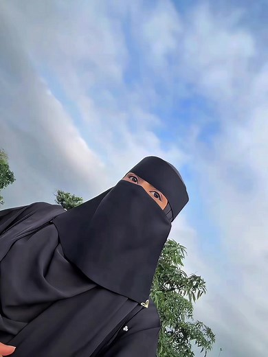 Niqab Styling from Shohaly’s Wardrobe
