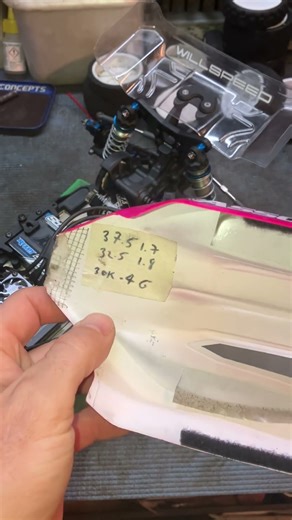 Quick tip! Write down your shock and diff oil settings! #willspeed #teamassociated #rccar