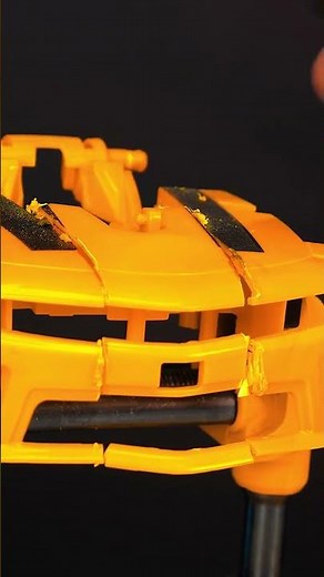 Epic Robot Makeover: Transforming into a Post-Apocalyptic Beast!