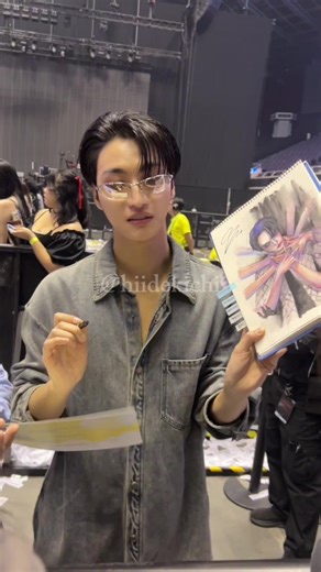 Ateez Send Off in Singapore: Cherished Fan Art Moment