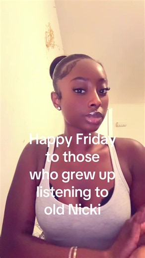 Nicki Minaj reaction: Happy Friday — Old Nicki songs bar comparison