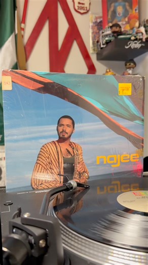 Today’s vibe: Najee – Betcha Don’t Know (1988). Timeless! #jazz #vinyloftheday