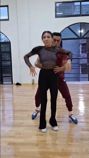 Aprende a bailar Quebradita!! IG: frineyjorge_official #quebradita #acrobatics #aprendeabailar