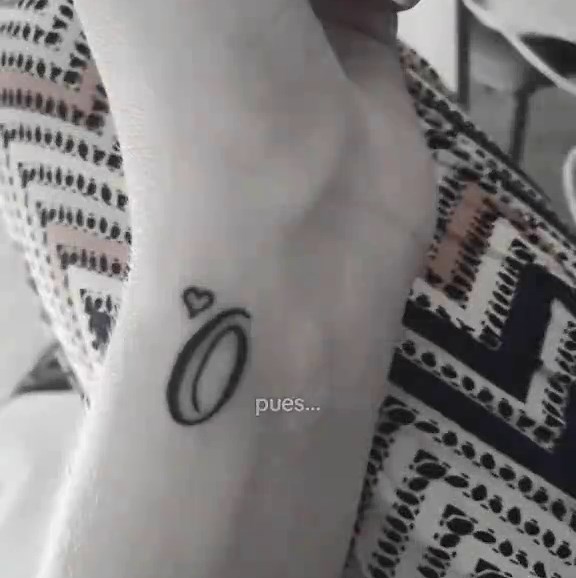 tattoo con la letra O #viral #indirectas #fyp #foryou #O | Initial Tattoo